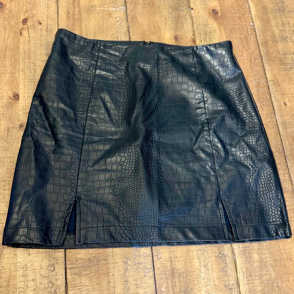 Pleather Black Croc-Embossed Skirt